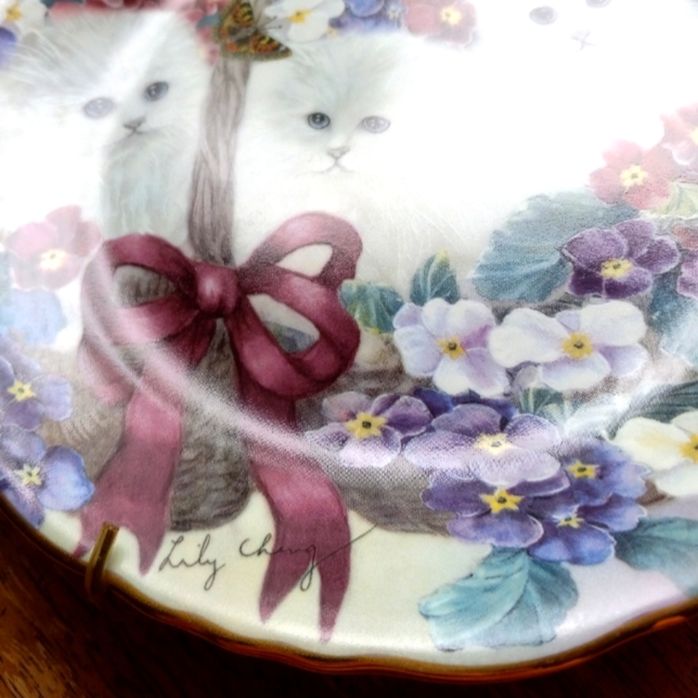 Lily Chang "Hearts Of Gold" Floral Kittens Decorative Collectible Plate!!!! - Picture 2 of 8